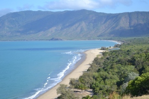 Looking south from Rex Lookout (Port Douglas > Cairns)